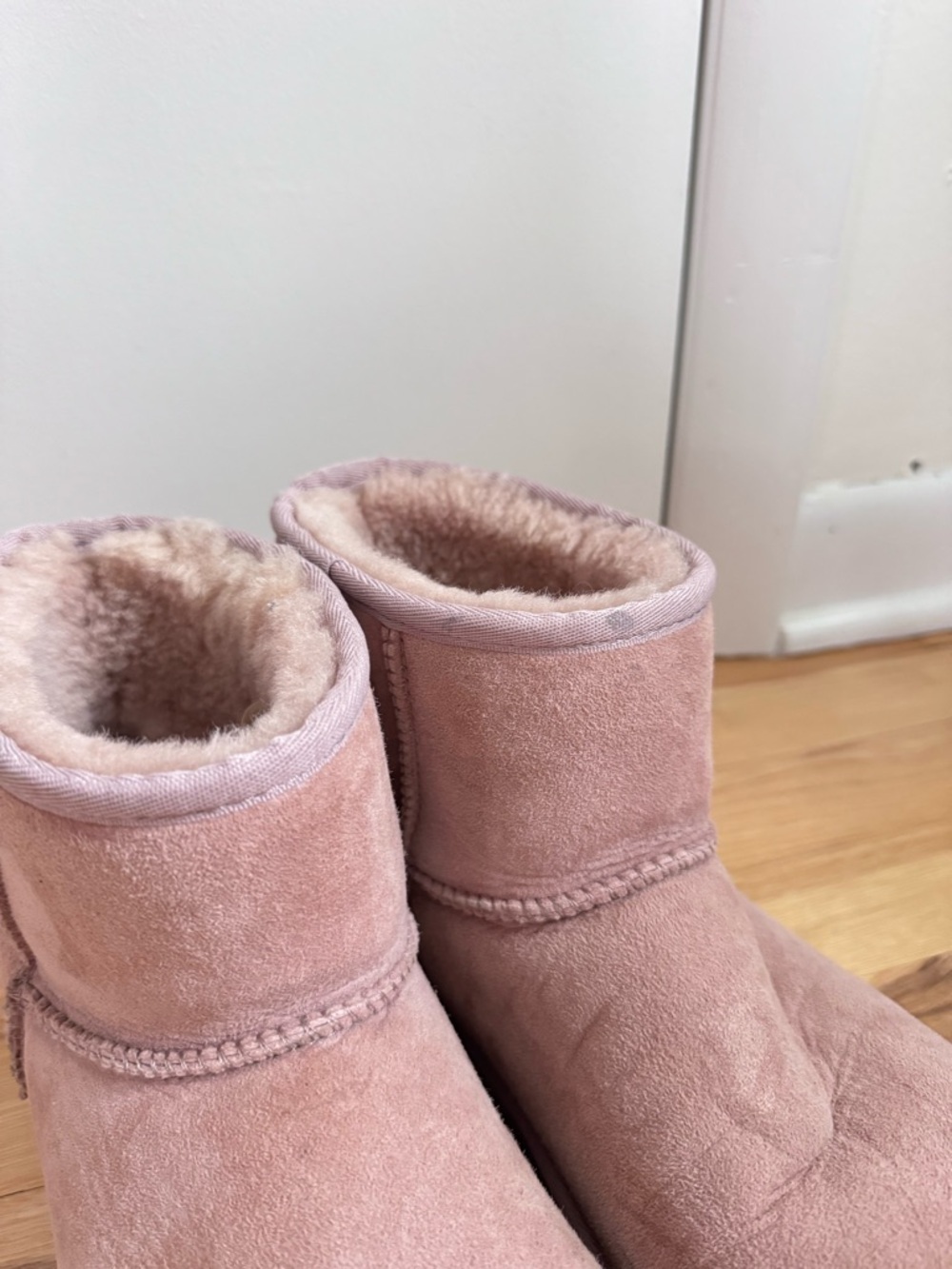 UGG CLASSIC MINI II ROSE GREY GRAY SHEARLING LINED BOOT US 10 - Picture 2 of 7